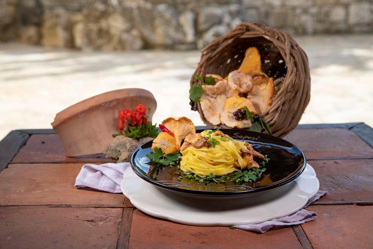 Agriturismo Terra E Sapori Campodipietra Exterior foto